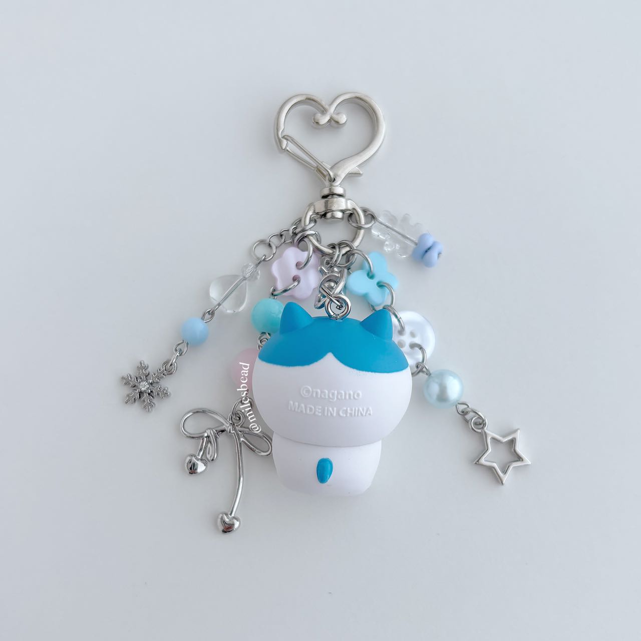 chiikawa Hachiware keychain