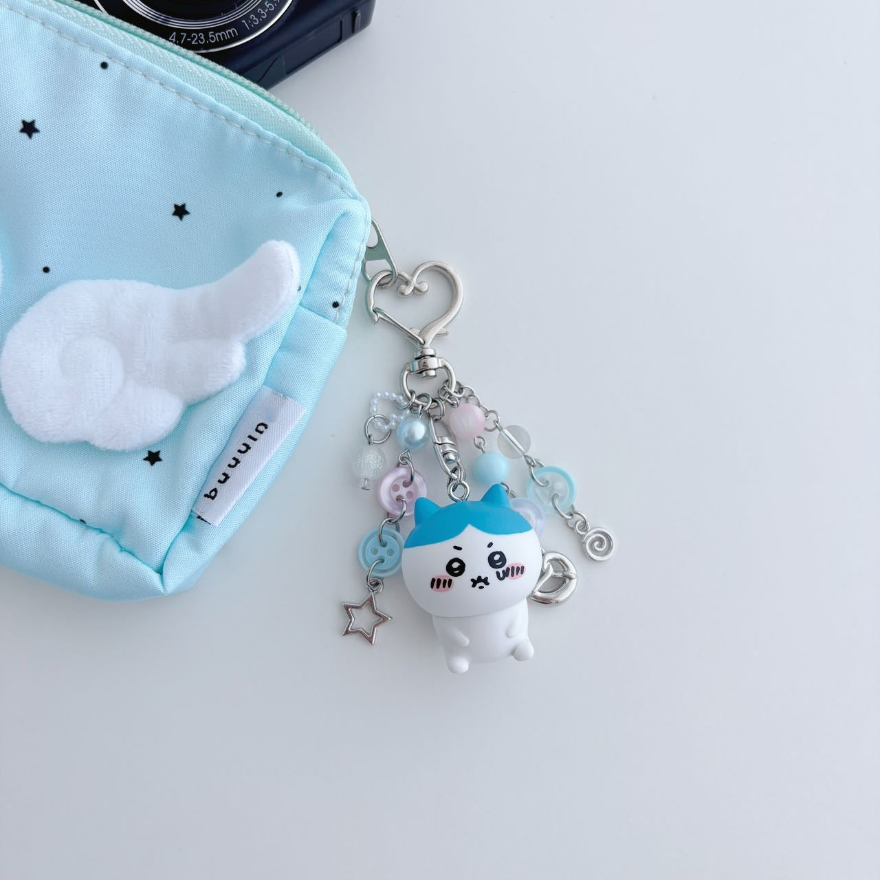 chiikawa Hachiware keychain