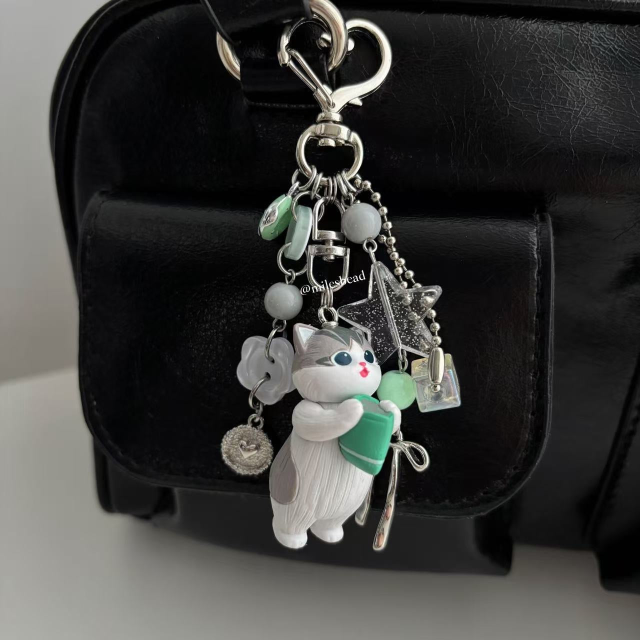 Mofusand Hungry Cat Series