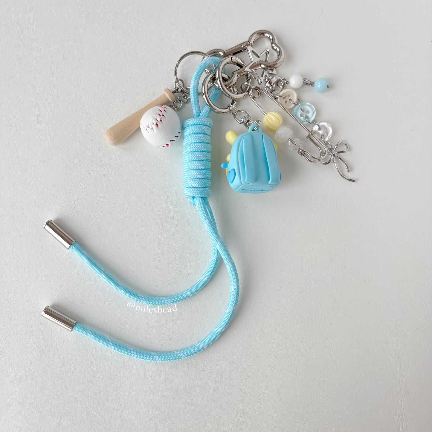 "blue Pom Pom Purin bga Charm"