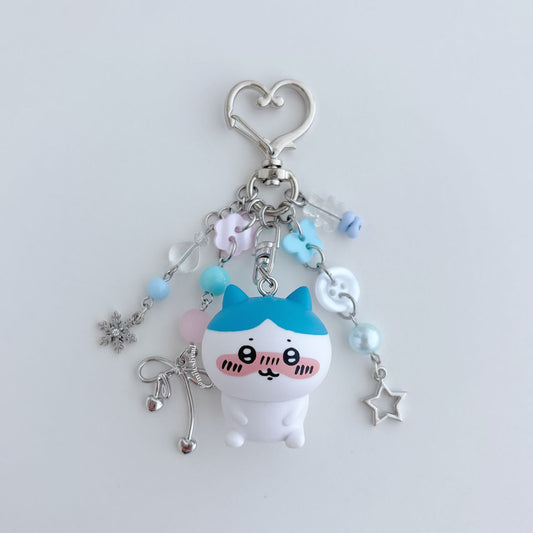 chiikawa Hachiware keychain
