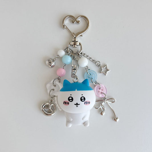 chiikawa Hachiware keychain