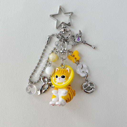 lemon cat mofusand cat keychain